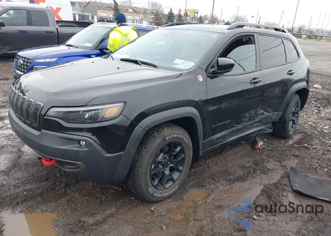 2022 Jeep Cherokee Trailhawk 4X4 from USA, damaged, VIN 1C4PJMBX7ND531919